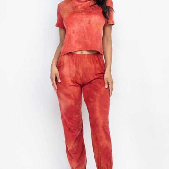 Tie dye printed top and jogger pant set - Picture 5 of 5